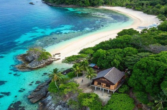 CÔN ĐẢO | VIẾNG MỘ CÔ SÁU – HÀNH TRÌNH TÂM LINH BIỂN ĐẢO